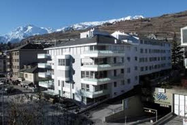 Induni - Les Saturnales II - Sion